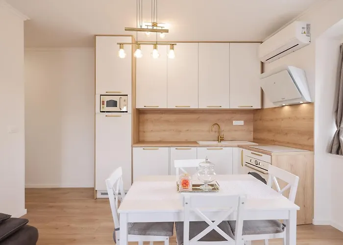Sea Gate Apartment